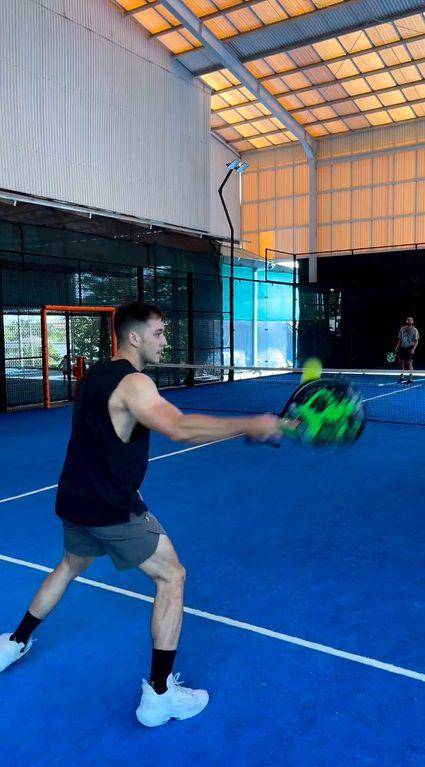 potret Stefan William olahraga padel (instagram.com/stefanwilliam)
