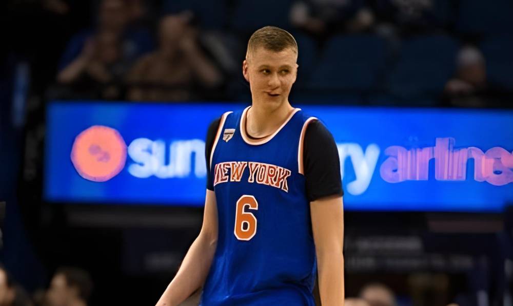 Kristaps Porzingis saat berseragam New York Knicks. (nba.com)