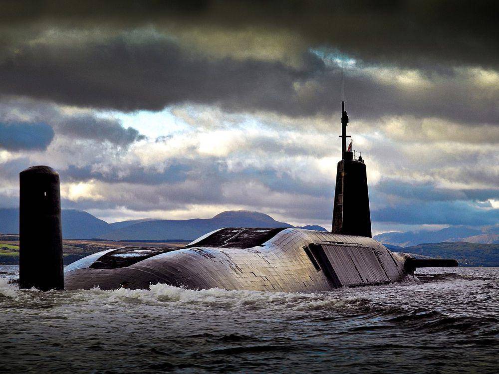 potret HMS Vengeance (S31), kapal selam terakhir dan termuda dari kelas Vanguard (commons.wikimedia.org/Tam McDonald)