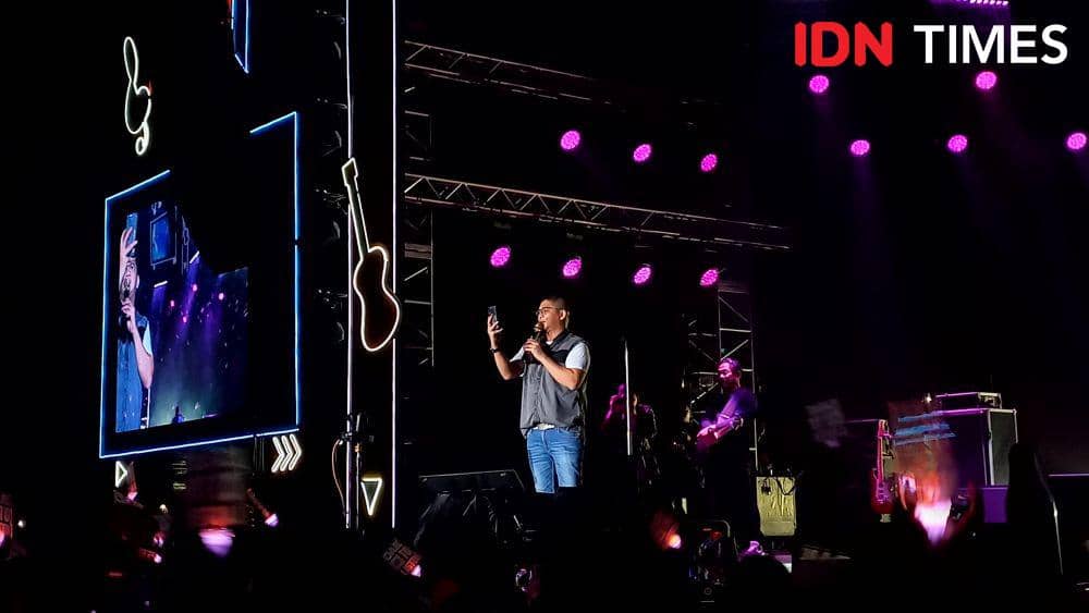 Penampilan Ungu di JBL Festival pada Sabtu (28/10/2023) di Istora Senayan, Jakarta. (IDN Times/Ines Suseno)