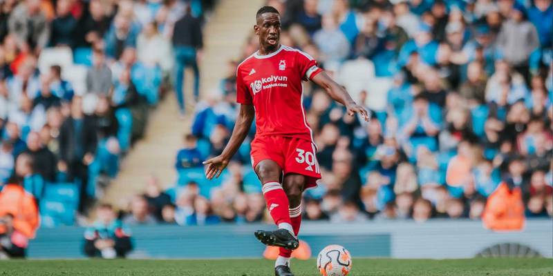 Willy Boly (nottinghamforest.co.uk)