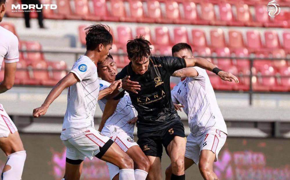 Madura United Tahan Imbang Arema FC 1-1 di Bali