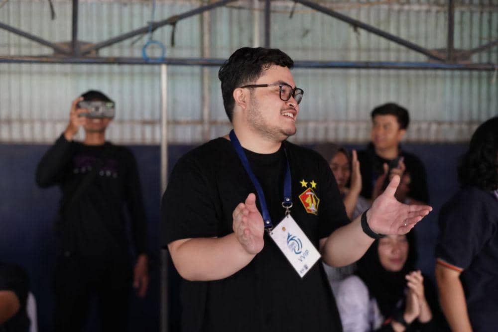 Dewan Pemina Persik Kediri, Hanindhito Himawan Pramana menyebutkan pihaknya berencana datangkan pemain baru. Rencana tersebut menyusul berakhirnya putaran pertama Liga 1 2023/2024. (Dok. Pemkab Kediri)