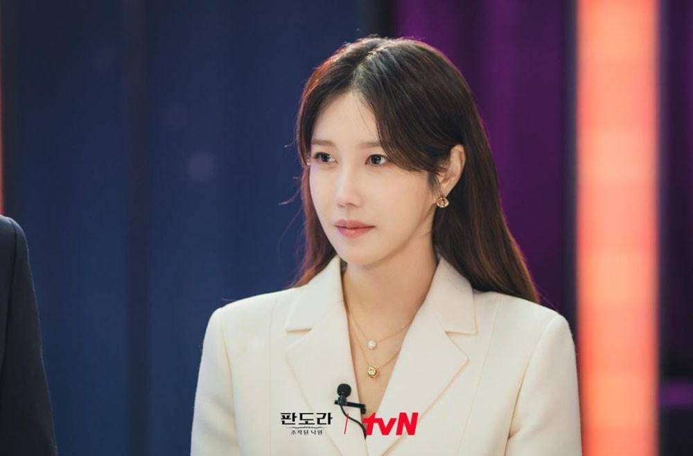 Lee Ji Ah di drama Pandora: Beneath the Paradise (instagram.com/tvn_drama)