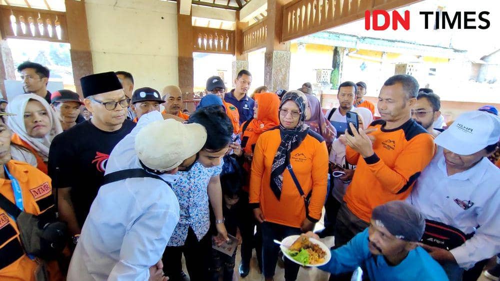 Cawapres, Gibran Rakabuming Raka kunjungi Desa Samiran, Selo, Boyolali. (IDN Times/Larasati Rey)