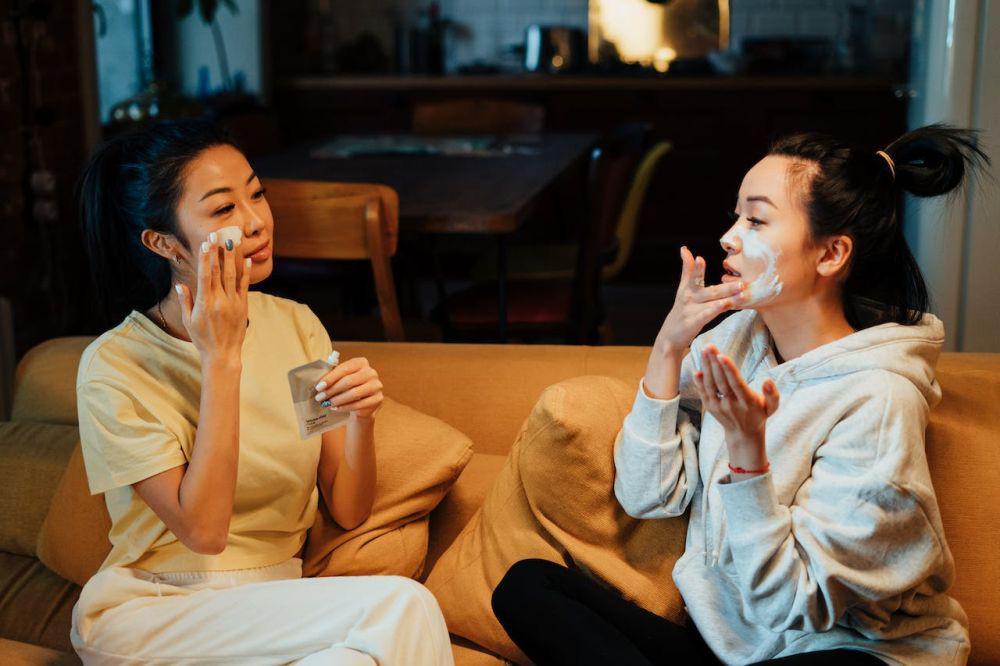 10 Kandungan Skincare yang Aman Dipakai Secara Bersamaan