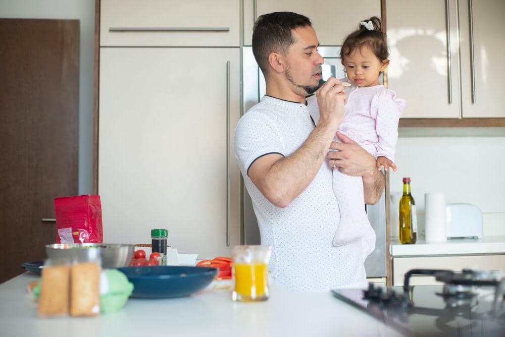 ilustrasi anak makan (pexels.com/Kampus Production)