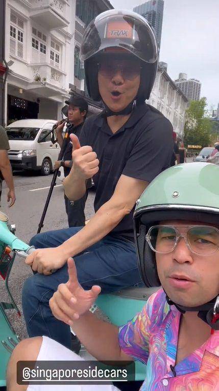 poret Raffi Ahmad keliling Singapura naik Vespa (instagram.com/raffinagita1717)