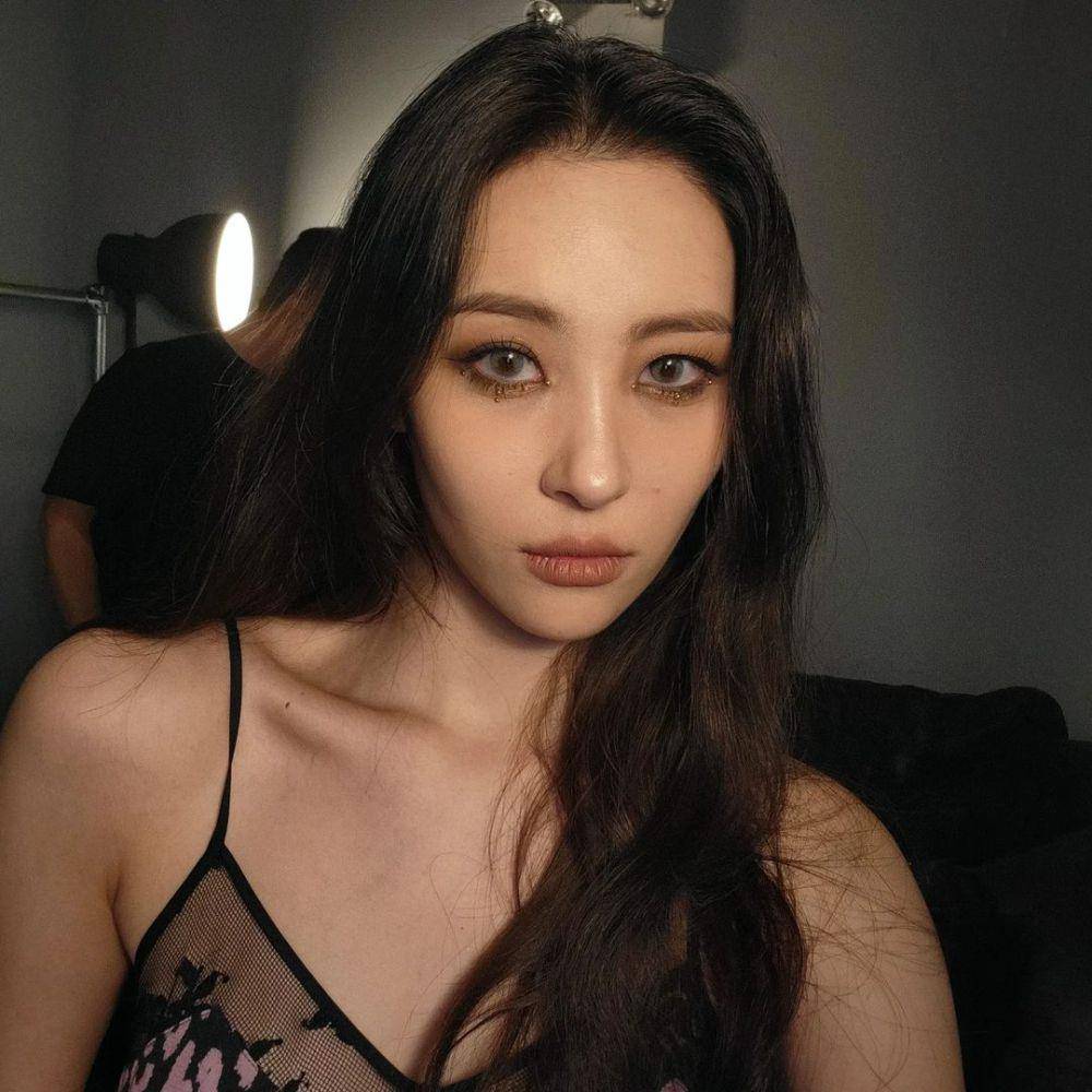 Sunmi (instagram.com/miyayeah)