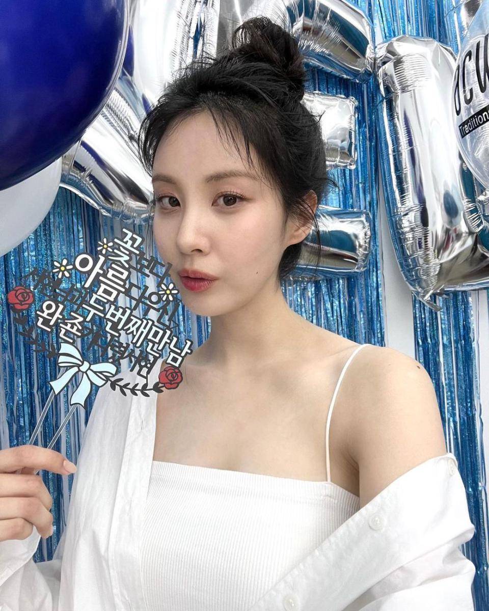 Seohyun SNSD (instagram.com/seojuhyun_s)