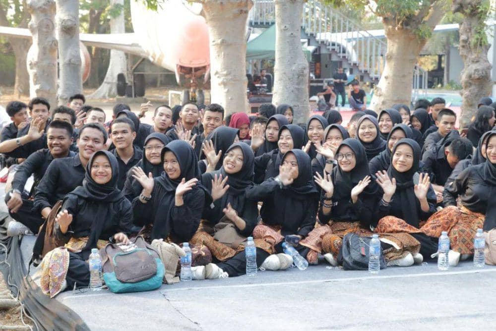 Tutorial Bekain rangkaian Pesta Wastra Bersukaria (Pestraria) 2023 Kota Bandar Lampung sukses digelar di Taman Santap Rumah Kayu, Sabtu (28/10/2023). (Instagram.com/diskominfotik.lampung).
