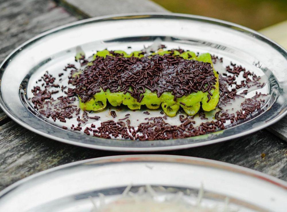5 Kuliner Kue Pancong di Sekitar Kampus Unej