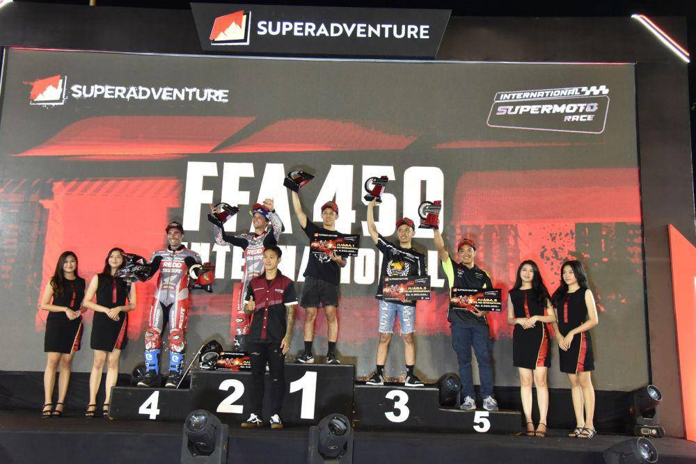 Podium di FFA 450. (Dok. Istimewa).