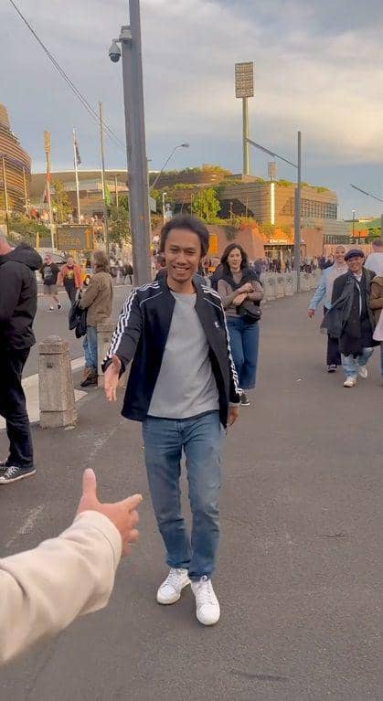 potret Desta nonton konser Paul McCartney di Australia (instagram.com/desta80s)