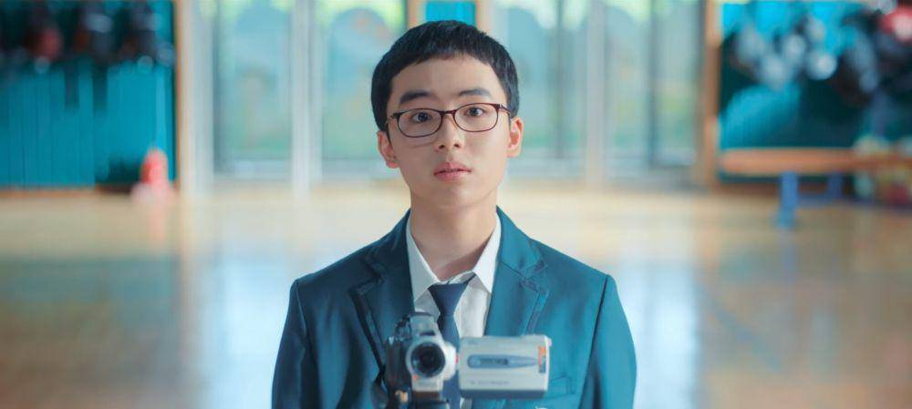 Moon Woo Jin di drama Castaway Diva (Dok. Netflix/Castaway Diva)