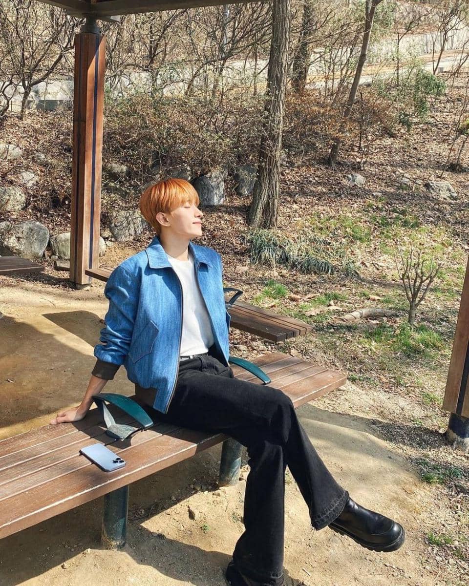 outfit cerah ala DK SEVENTEEN (instagram.com/dk_is_dokyeom)
