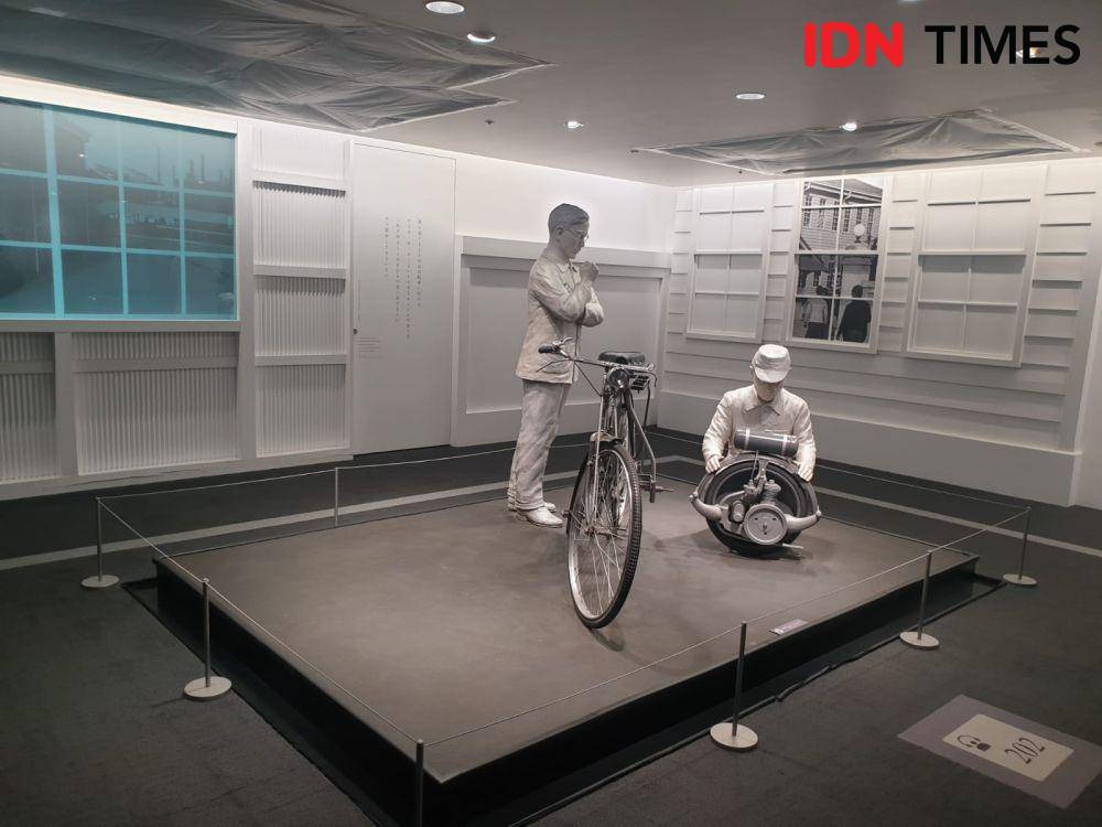 Mesin mobil pertama yang dirancang oleh Kiichiro Toyoda, putra sulung Sakichi (IDN Times / Uni Lubis)