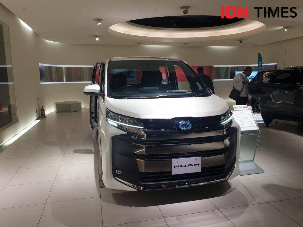 Toyota NOAH yang ada di Toyota Commemorative Industry and Technology Museum (IDN Times / Uni Lubis)