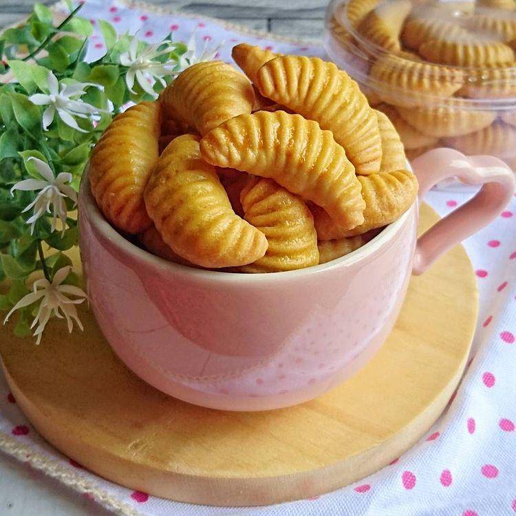 Kue Gendu (instagram.com/yuliafoods)