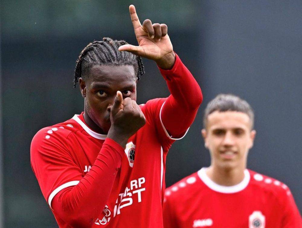 George Ilenikhena saat memperkuat Royal Antwerp. (instagram.com/g.ilenikhena9)