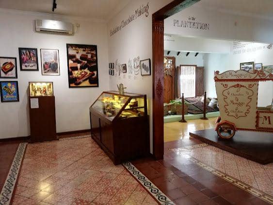 Ruangan dalam Museum Monggo Chocolate (googlemaps/ Gps Wisata Indonesia)