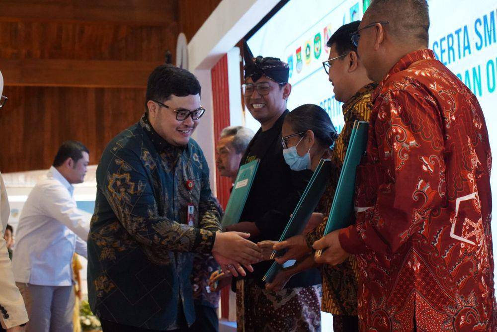 Dalam agenda tersebut diresmikan 8 Balai POM dari 8 daerah di Indonesia yang sebelumnya berstatus Loka POM. Kemudian diresmikan pula 3 Loka POM baru. (Dok. Pemkab Kediri)