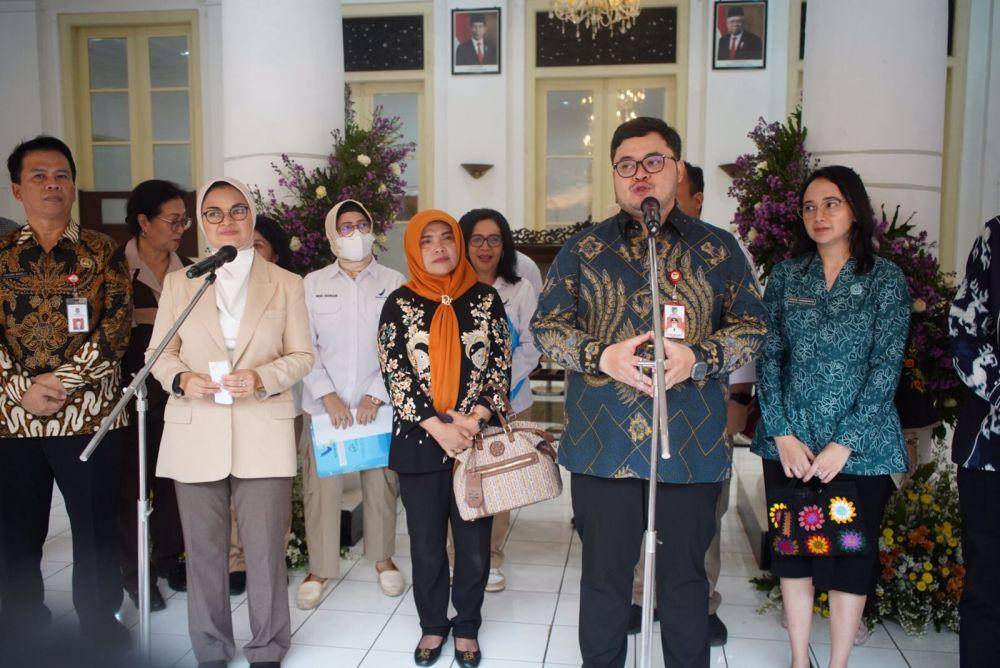 Bupati Kediri Hanindhito Himawan Pramana menyiapkan hibah lahan untuk pembangunan Balai Pengawasan Obat dan Makanan (POM) di Kabupaten Kediri. (Dok. Pemkab Kediri)
