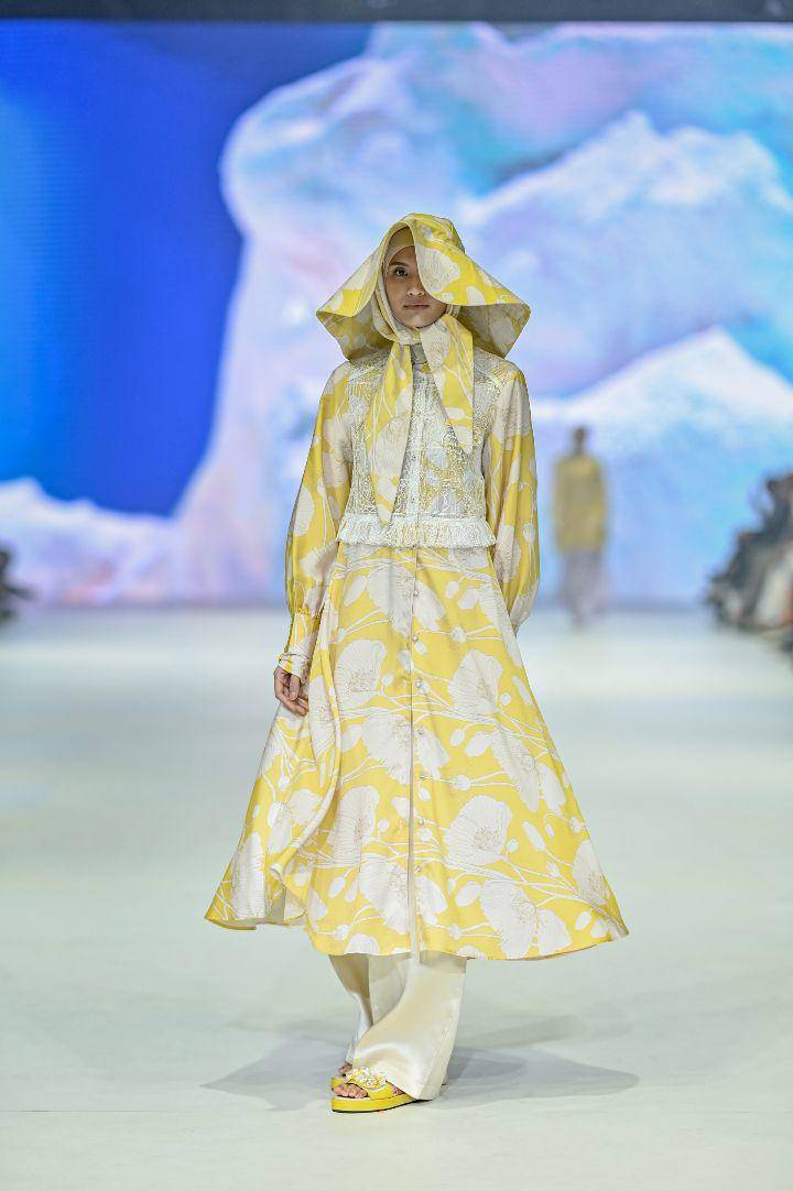 Koleksi EPSON di Jakarta Fashion Week 2024 (dok. Jakarta Fashion Week/Dandy Hendrata)