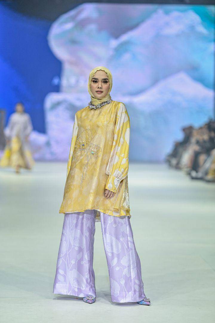 Koleksi EPSON di Jakarta Fashion Week 2024 (dok. Jakarta Fashion Week/Dandy Hendrata)