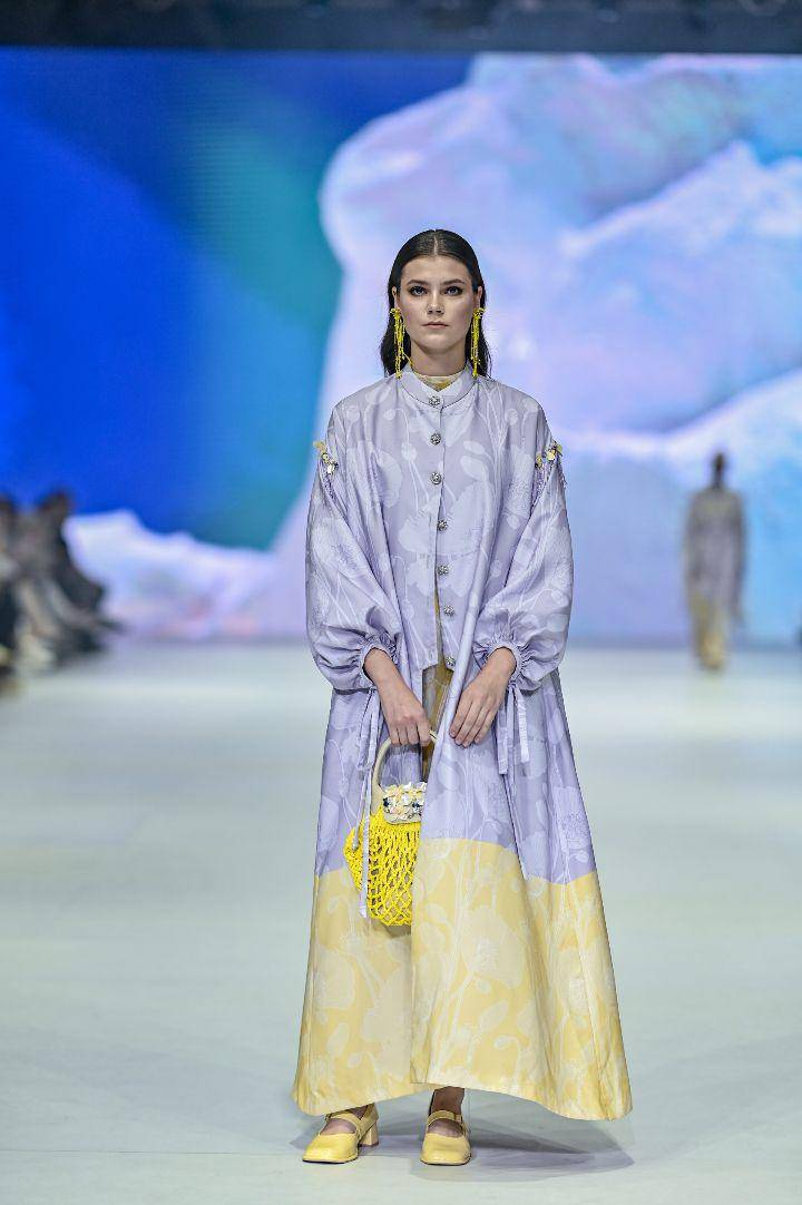 Koleksi EPSON di Jakarta Fashion Week 2024 (dok. Jakarta Fashion Week/Dandy Hendrata)