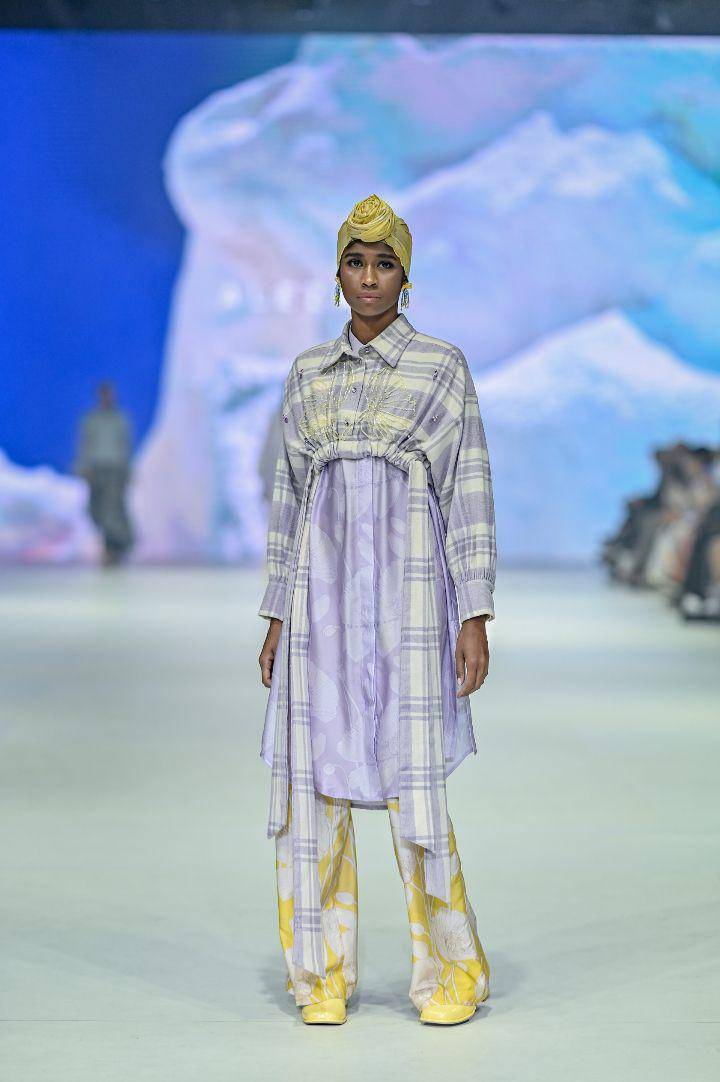 Koleksi EPSON di Jakarta Fashion Week 2024 (dok. Jakarta Fashion Week/Dandy Hendrata)
