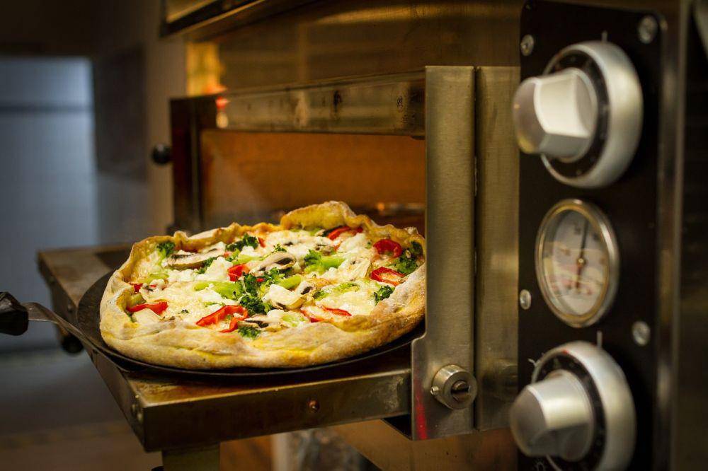 Cara bakar pizza di oven (pixabay.com/px_steven_be)
