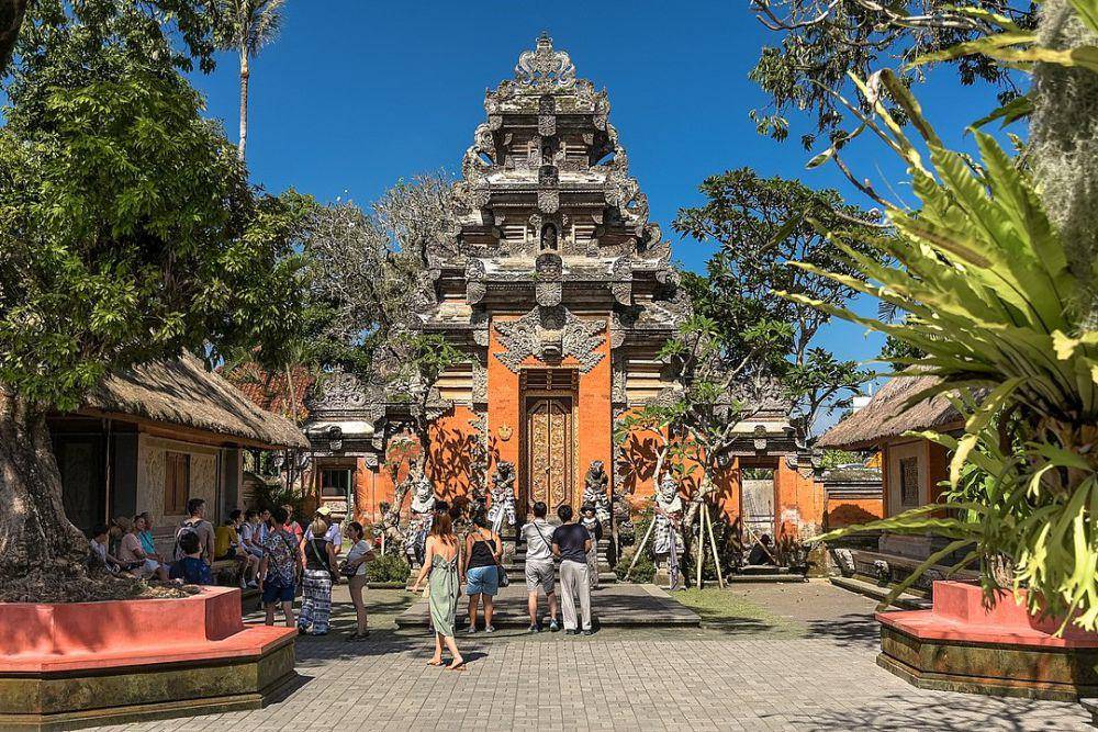 Puri Saren Agung, Ubud, Bali (commons.wikimedia.org/Jorge Franganillo)