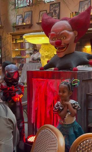 momen anak Rachel Vennya ikut Halloween dinner (instagram.com/rachelvennya)
