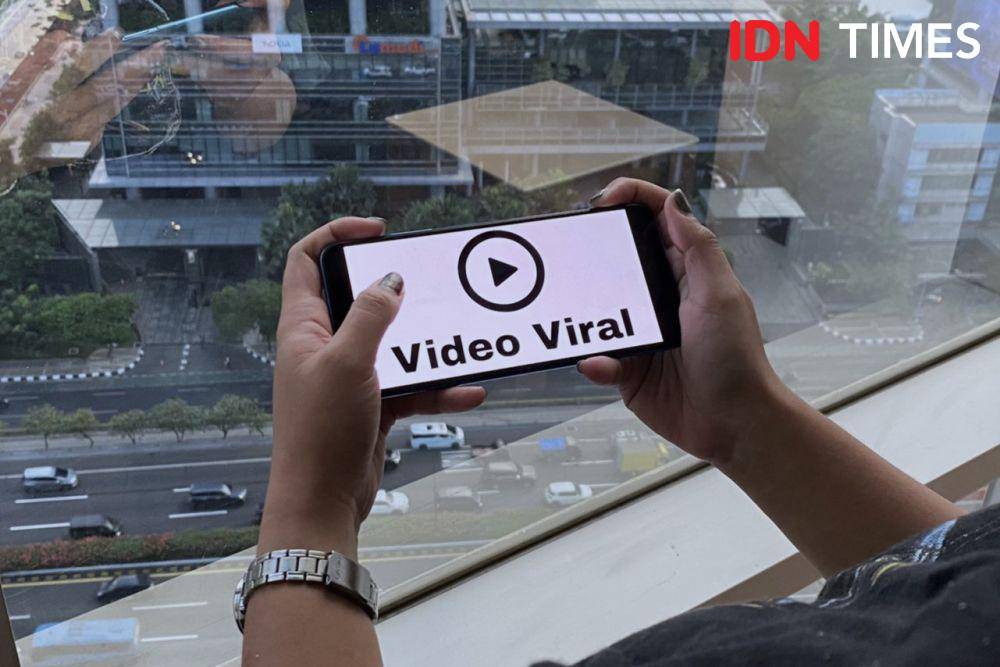 ilustrasi video viral (IDN Times/Besse Fadhilah)