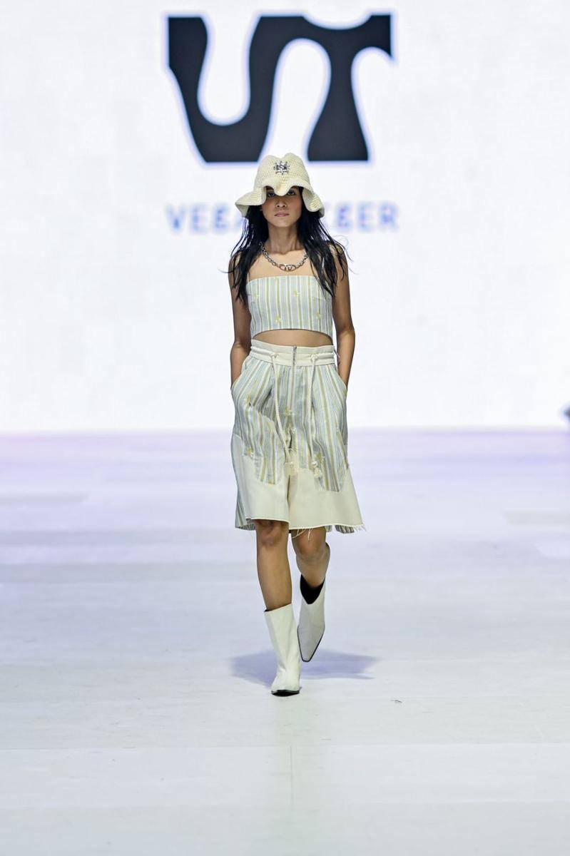 Koleksi KOCCA Vegan Tiger di JFW 2024 (publicity.gettyimages.com)