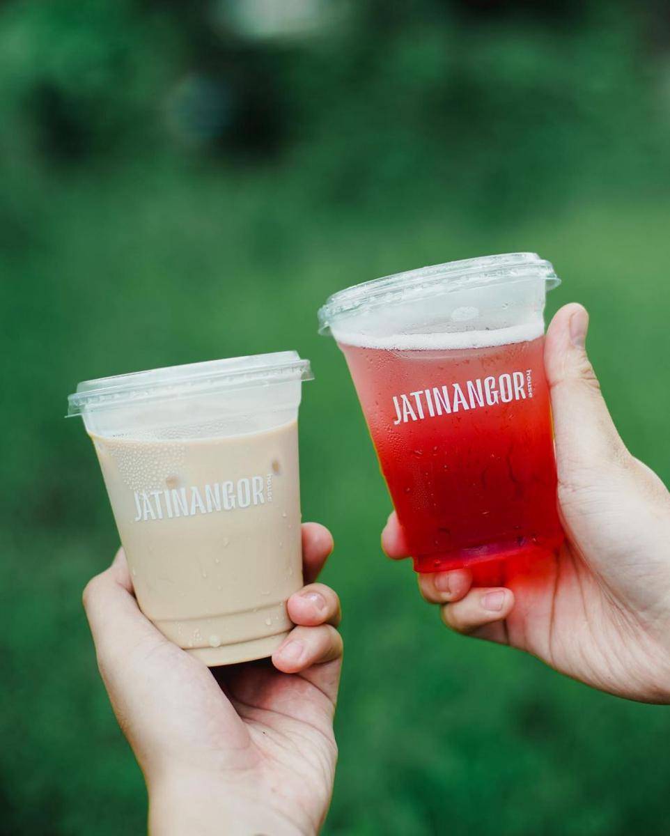Menu minuman di Jatinangor House (instagram.com/jatinangorhouse.yk)