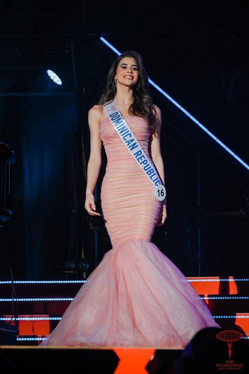 Potret Gaun Malam Jajaran 15 Besar Miss International 2023 (Facebook.com/Miss International)