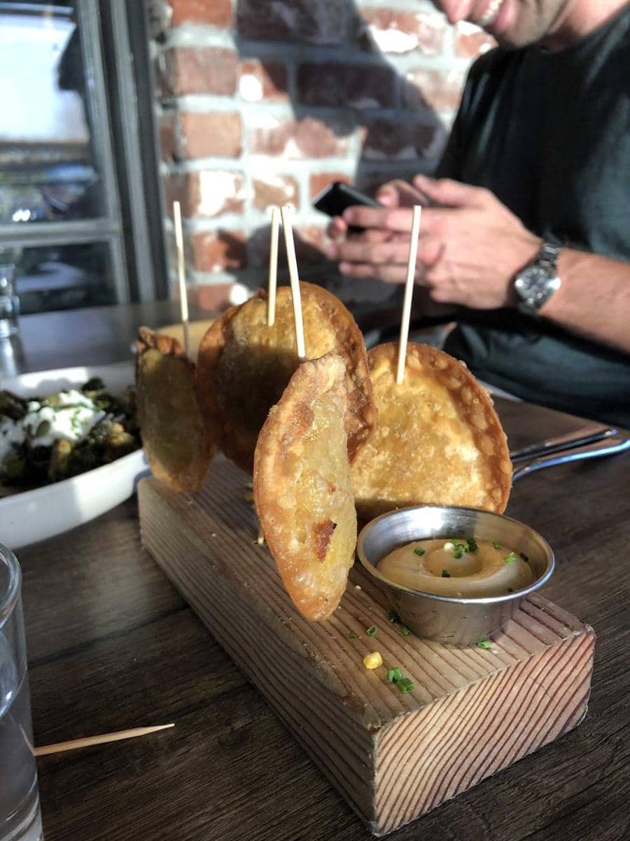 potret penyajian empanada nyentrik (reddit.com/user/muffinman1836)