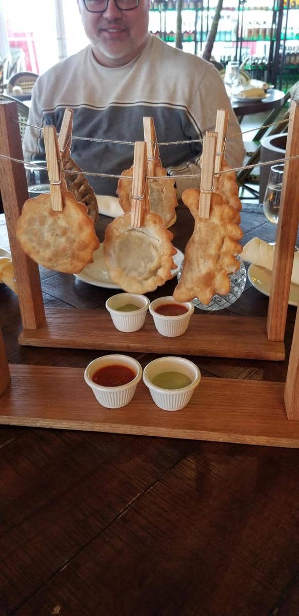 potret penyajian empanada nyentrik (reddit.com/user/misskittyamazing)