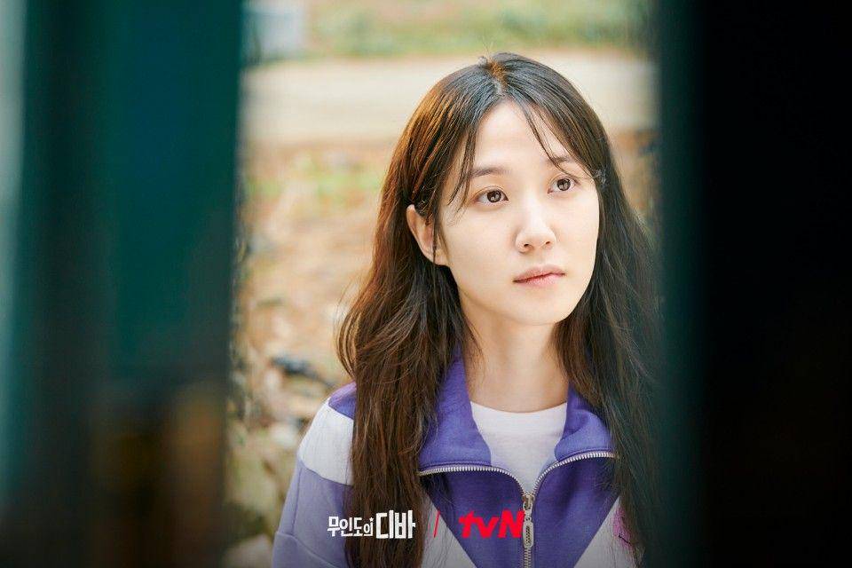 cuplikan Park Eun Bin di drakor Castaway Diva (dok. tvN/무인도의 디바)