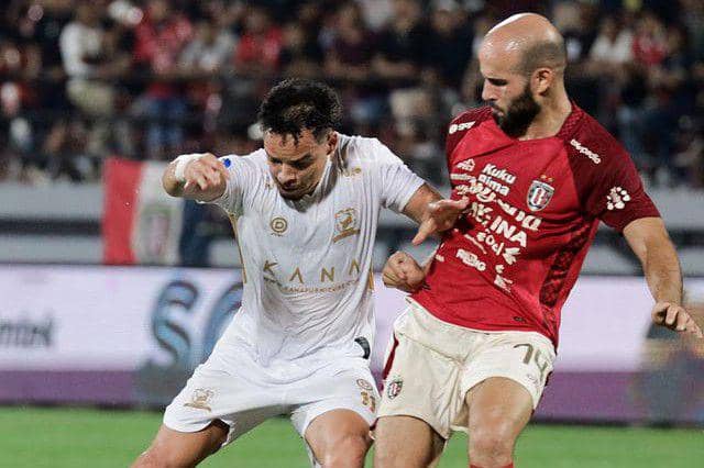Madura United saat menghadapi Bali United di Liga 1 Indonesia 2023/2024 putaran pertama. (instagram.com/maduraunited.fc)