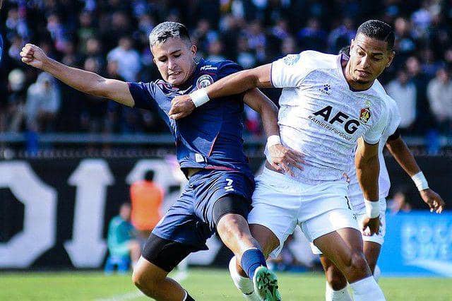 Arema FC saat menghadapi Persik Kediri di Liga 1 Indonesia 2023/2024 putaran pertama. (instagram.com/aremafcofficial)