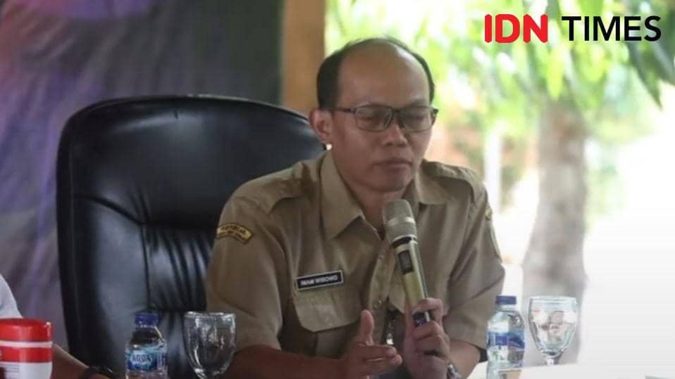 Kepala Dinas PUPR Kabupaten Banyumas Imam Wibowo menyebut Jembatan Kaca The Geong Limpakuwus belum memiliki sertifikat layak fungsi (SLF).(IDN Times/Dok. Polresta Banyumas)