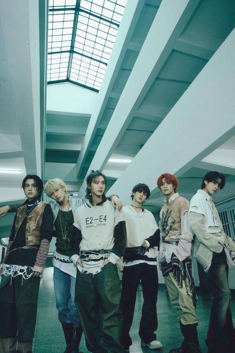 WayV (x.com/WayV_official)