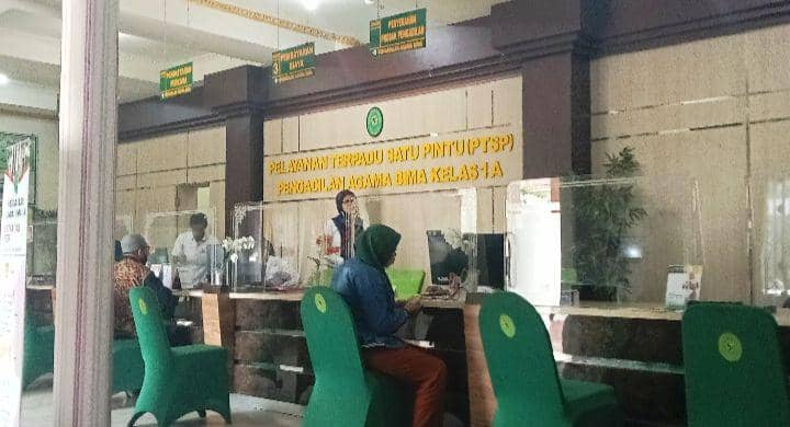 261 Pasangan Remaja di Bima Terpaksa Dinikahkan karena Sudah Hamil