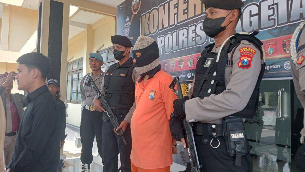 Tersangka WW mengaku menyesal telah menyetubuhi anak tirinya hingga hamil 4 bulan/ IDN Times/ Riyanto