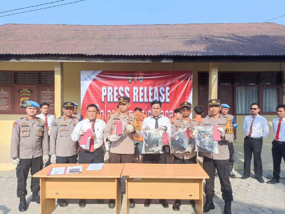 Ungkap kasus pengeroyokan mengakibatkan korban jiwa di Kabupaten Pesisir Barat. (Dok. Polres Pesibar).