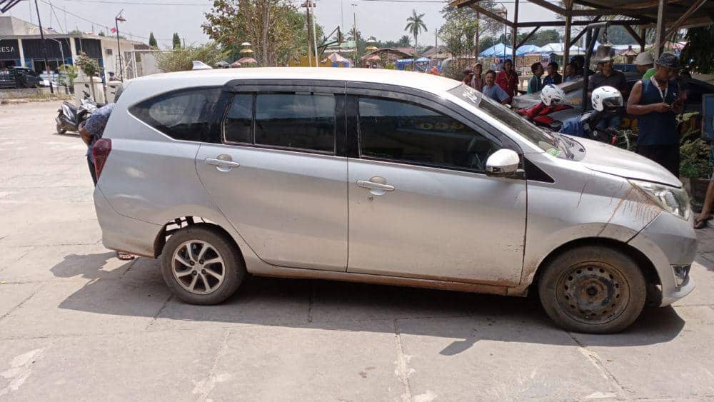 Polisi meringkus empat pelaku komplotan penipuan modus transfer uang di salah satu gerai BRI Link berada di Desa Ratna Daya