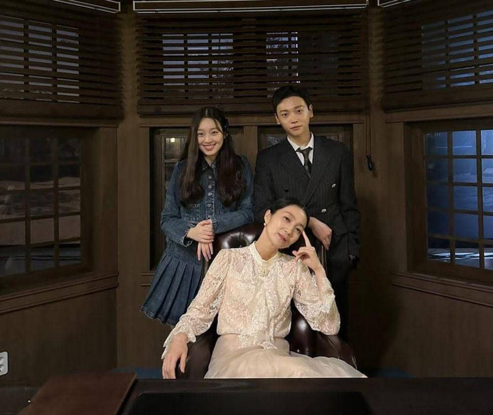 Lee Soo Min, Kim Joo Ryung, dan Kwon Do Hyung di drama Twinkling Watermelon (instagram.com/dohyoung2570)